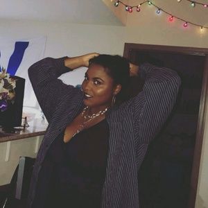 Meet your Posher, Briana